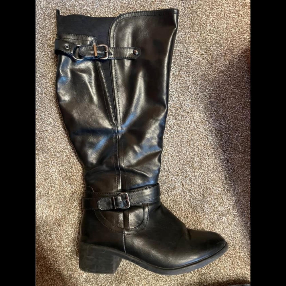 Tall black boots
